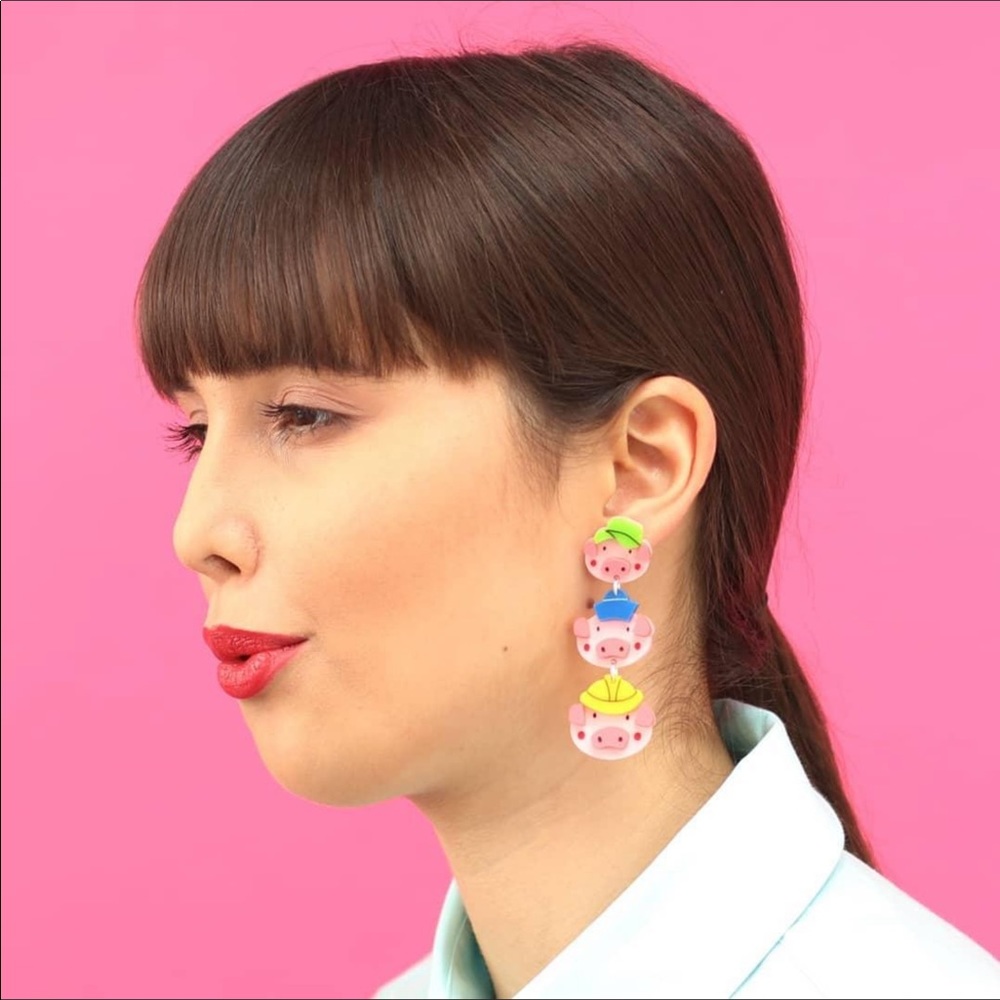ISO La Vidriola’s Three Little Pigs & The Furious Wolf Earrings